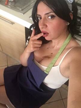 Public Photo of LauraBella10